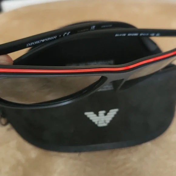 NWT ❗️ Emporio Armani men's sunglasses black and red with case - Picture 5 of 12